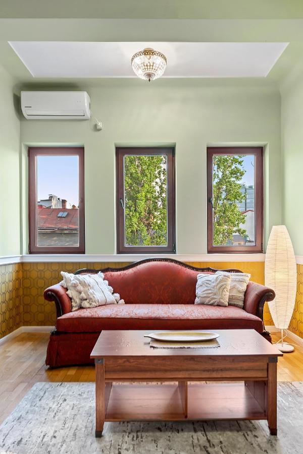 City Heart Retreat Elegant Apartment Bucharest Exterior photo